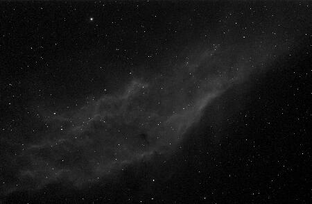 NGC1499, 2015-12-29, 11x300sec, APO100Q, H-alpha 7nm, QHY8.jpg